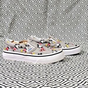 Vans Classic Slip On Limited Edition Disney Boys Sz 11